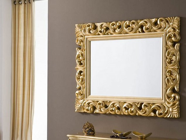 Зеркало в раме резное, на стену, отделка патина золото